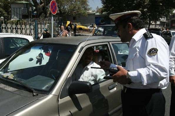 طرح تشدید برخورد با تخلفات توقف خودرو در تهران آغاز شد