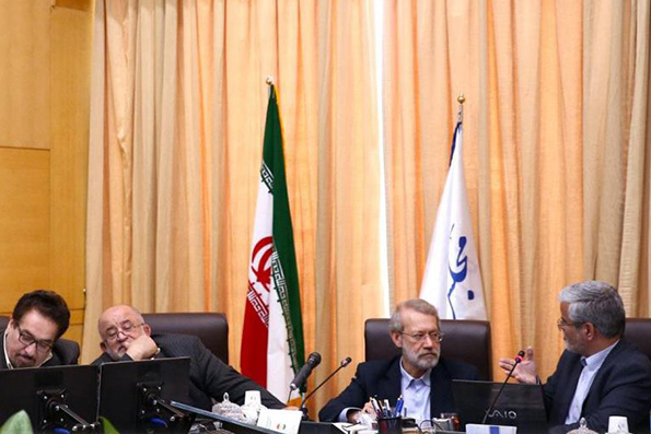 سرویس های اطلاعاتی دشمن به دنبال آسیب به ایران هستند