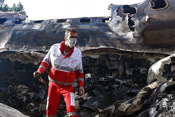 16 کشته در سقوط هواپیمای ارتش